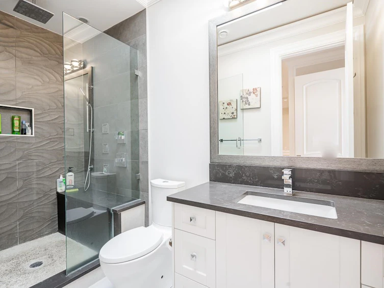 8071 Alanmore Place, Richmond, BC, V7C 2B6 - 36