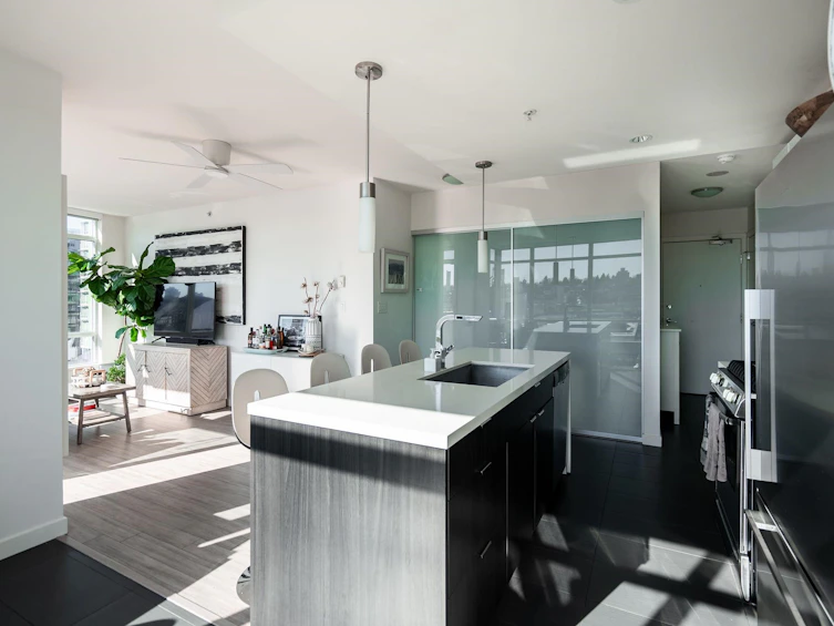 707-1775 Quebec Street, Vancouver, BC, V5T 0E3 - 5