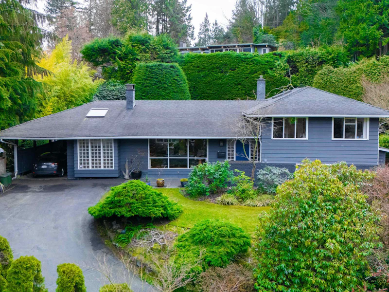 810 Burley Drive, West Vancouver BC V7T 1Z6