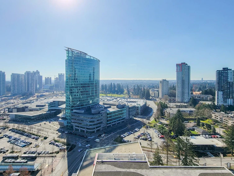 2501-13438 Central Avenue, Surrey, BC, V3T 0N2