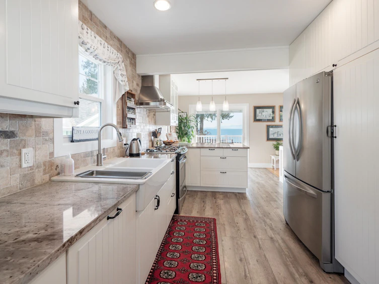 7607 Eureka Place, Halfmoon Bay, BC, V7Z 1A1 - 6