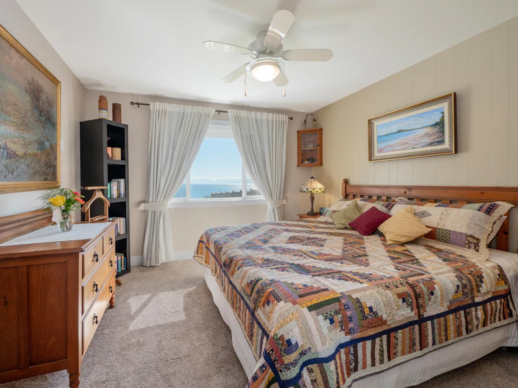7607 Eureka Place, Halfmoon Bay, BC, V7Z 1A1 - 15