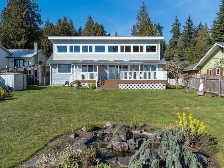 7607 Eureka Place, Halfmoon Bay, BC, V7Z 1A1 - 4