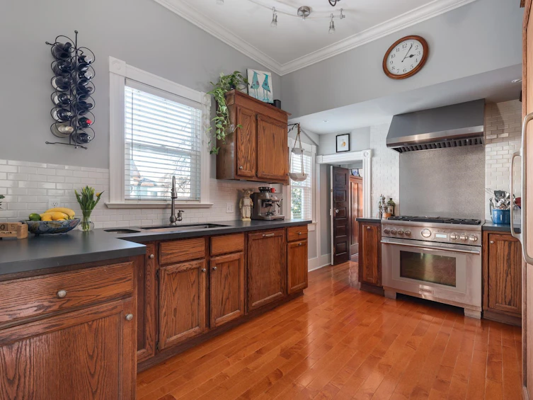 313 Warren Avenue, New Westminster, BC, V3L 1L5 - 21