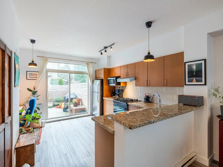 20-301 Klahanie Drive, Port Moody, BC, V3H 0C2 - 11