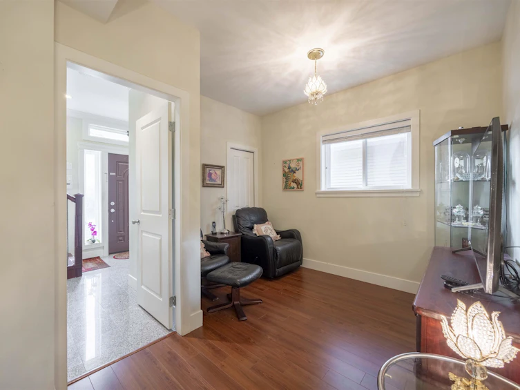 7519 14th Avenue, Burnaby, BC, V3N 2A2 - 5