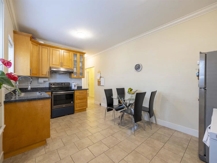7519 14th Avenue, Burnaby, BC, V3N 2A2 - 10