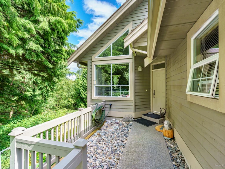 125-1465 Parkway Boulevard, Coquitlam, BC, V3E 3E6 - 2