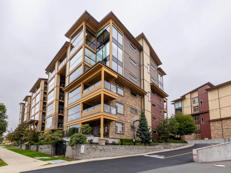 608-2860 Trethewey Street, Abbotsford, BC, V2T 0G5 - 4