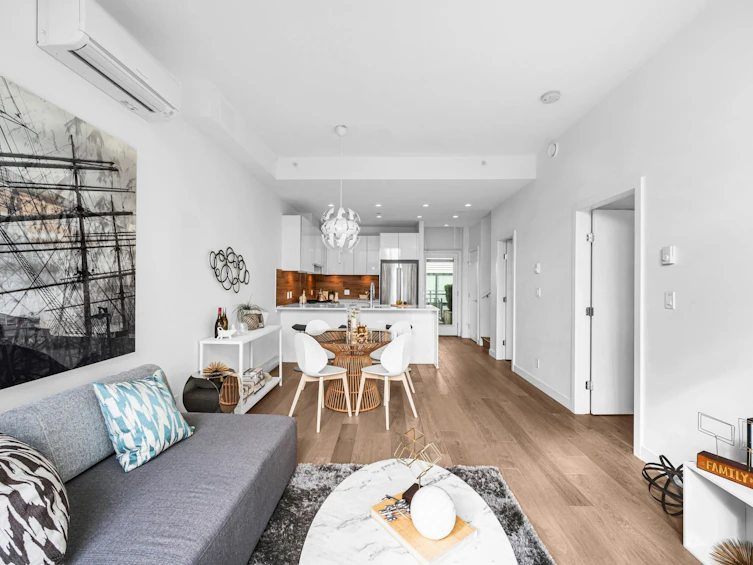 TH5-200 Nelson's Crescent, New Westminster, BC, V3L 0H4 - 10