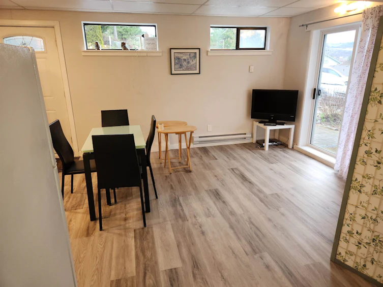 5759 Trail Avenue, Sechelt, BC, V7Z 0L8 - 31