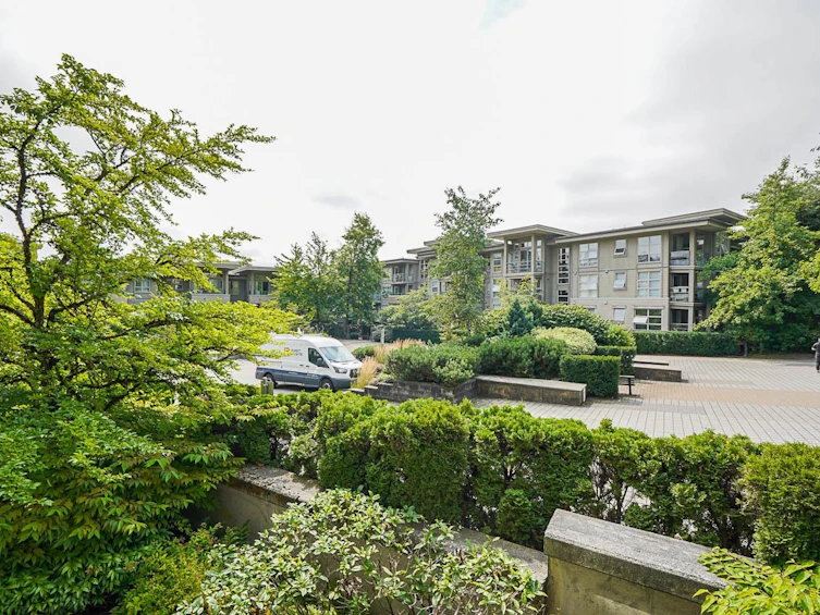 316-9319 University Crescent, Burnaby, BC, V5A 4Y5 - 32
