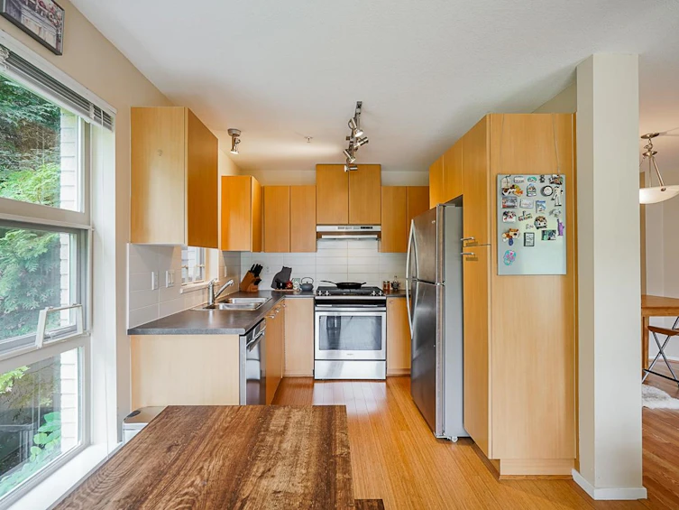 316-9319 University Crescent, Burnaby, BC, V5A 4Y5 - 20