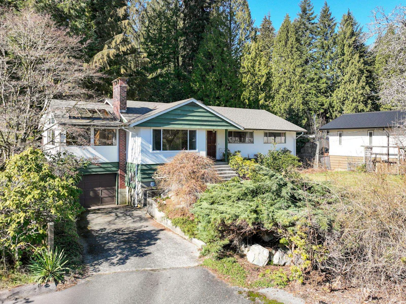 4169 Lions Avenue, North Vancouver BC V7R 3S2