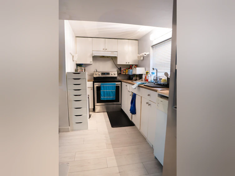 14072 103 Avenue, Surrey, BC, V3T 1S2 - 4
