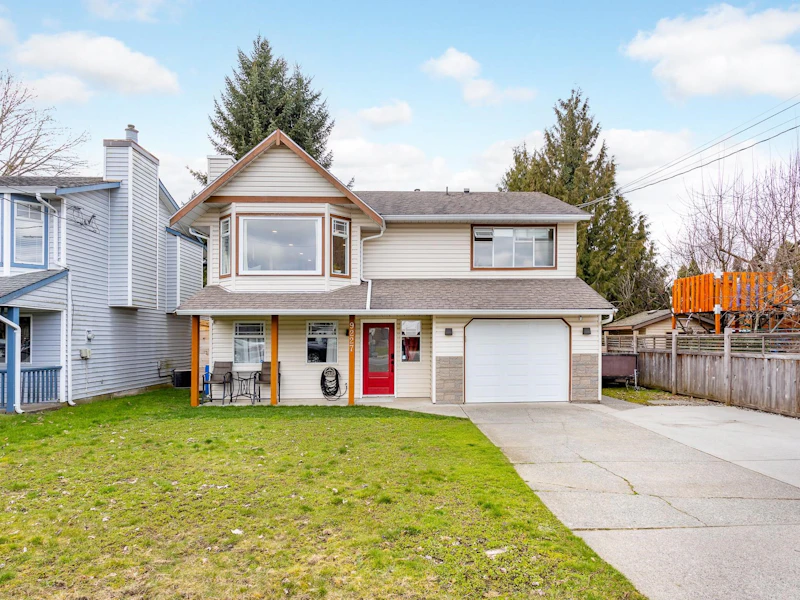 9227 210th Street, Langley BC V1M 2B4