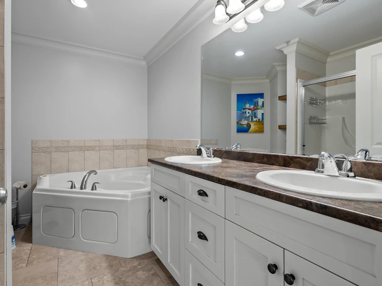 204-32729 Garibaldi Drive, Abbotsford, BC, V2T 0A6 - 20