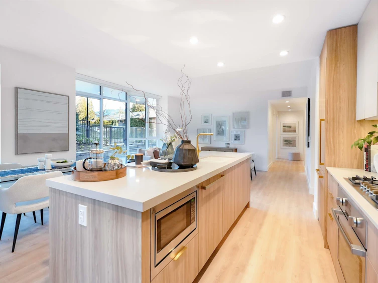 101-2375 Emery Court, North Vancouver, BC - 2