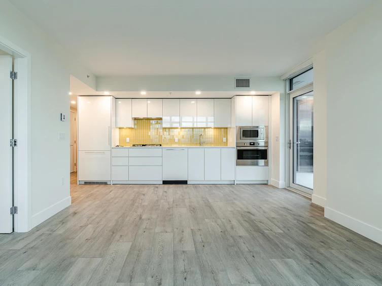 1308-10428 Whalley Boulevard, Surrey, BC, V3T 1W6 - 6