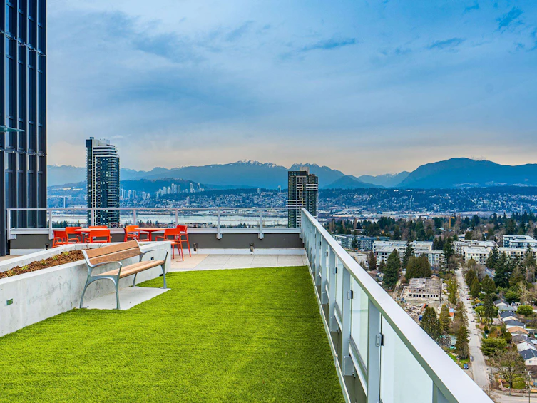 1401-10428 Whalley Boulevard, Surrey, BC, V3T 1W6 - 20
