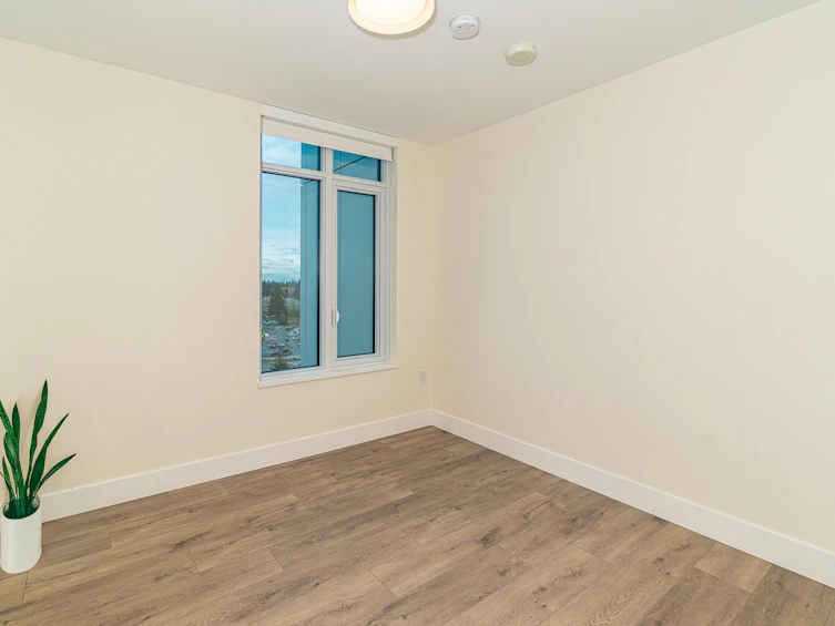 1401-10428 Whalley Boulevard, Surrey, BC, V3T 1W6 - 9