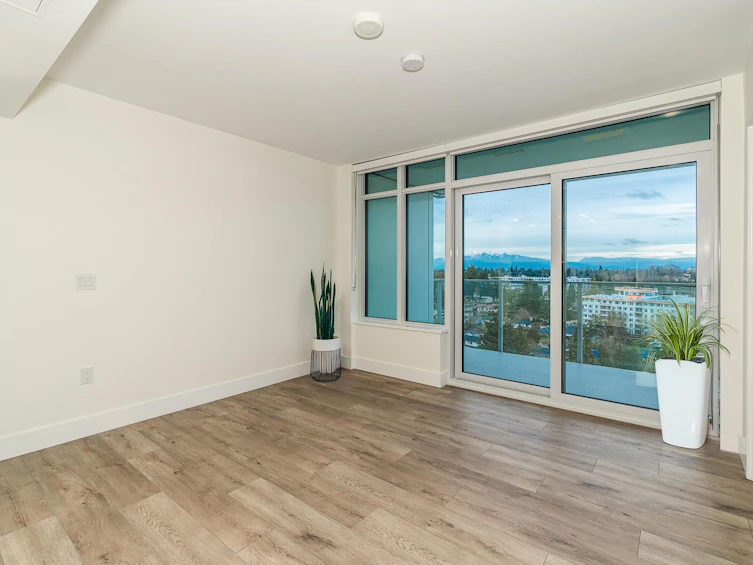 1401-10428 Whalley Boulevard, Surrey, BC, V3T 1W6 - 4