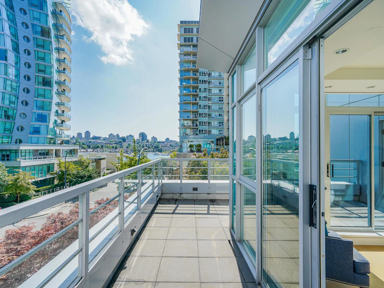 403 Beach Crescent, Vancouver, BC, V6Z 3C9 - 4