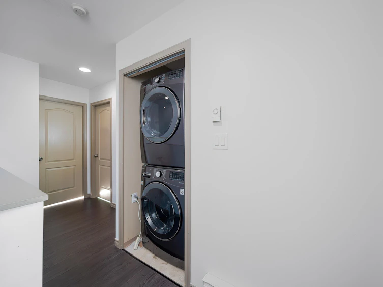 15-7700 Abercrombie Drive, Richmond, BC, V6Y 3X8 - 16