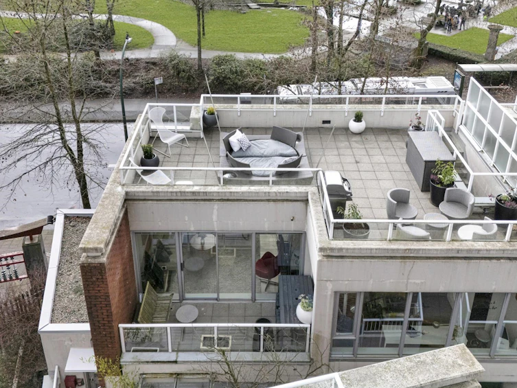 TH21-550 Taylor Street, Vancouver, BC, V6B 1R1 - 2