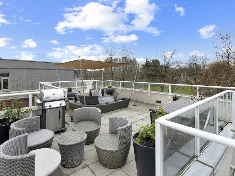 TH21-550 Taylor Street, Vancouver, BC, V6B 1R1 - 3