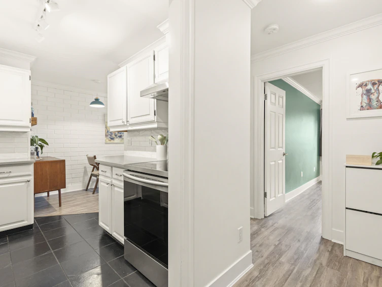 211-2366 Wall Street, Vancouver, BC, V5L 4Y1 - 24