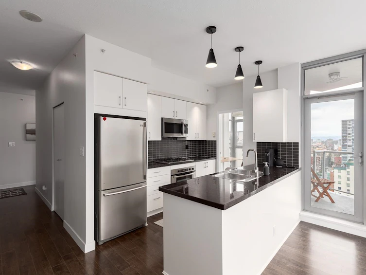 1602-1050 Smithe Street, Vancouver, BC, V6E 4T4 - 3