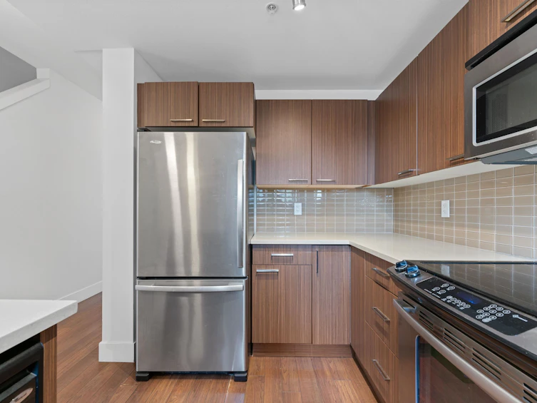 201-2110 Rowland Street, Port Coquitlam, BC, V3C 0C2 - 2
