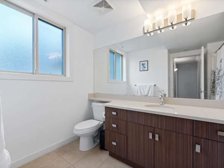 201-2110 Rowland Street, Port Coquitlam, BC, V3C 0C2 - 21