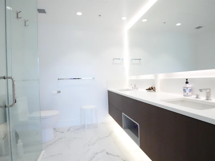 1806-1632 Lions Gate Lane, North Vancouver, BC, V7P 0E2 - 6