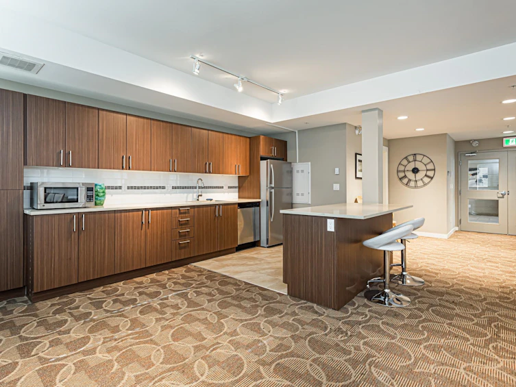 202-8733 160 Street, Surrey, BC, V4N 1G4 - 22