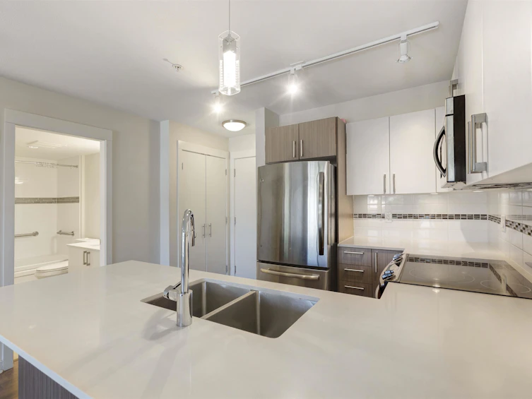 202-8733 160 Street, Surrey, BC, V4N 1G4 - 5