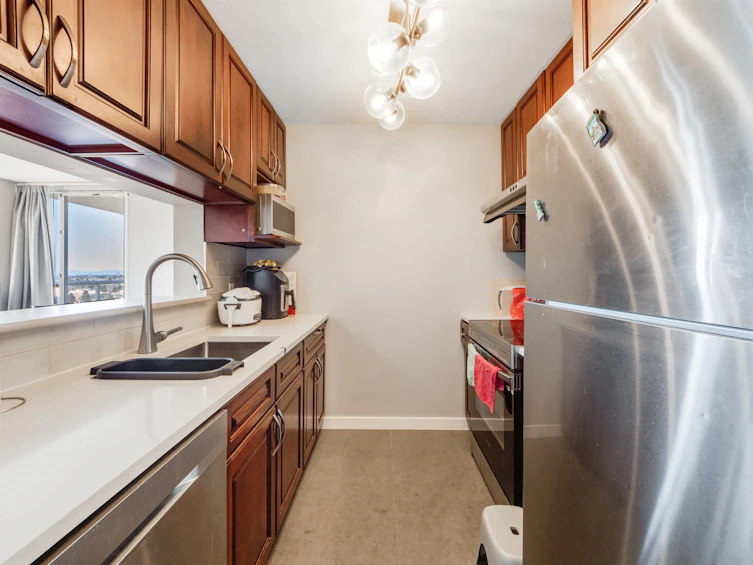 1904-5189 Gaston Street, Vancouver, BC, V5R 6C7 - 6