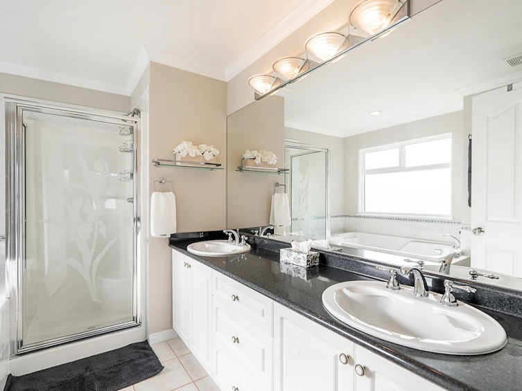 8083 168a Street, Surrey, BC, V4N 4Y6 - 17