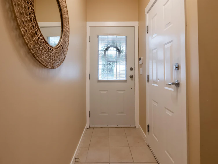 3-20350 68 Avenue, Langley, BC, V2Y 3A5 - 3