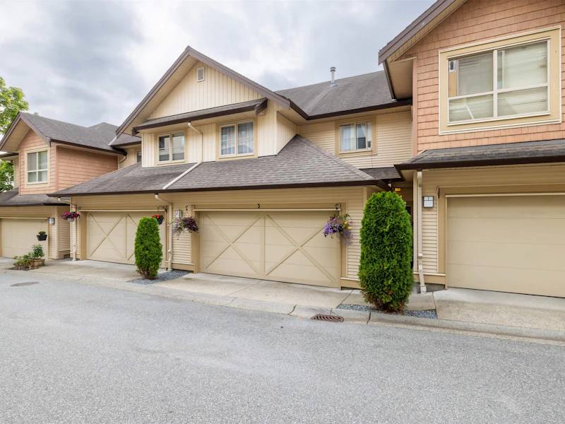 3 - 20350 68th Avenue, Langley BC V2Y 3A5