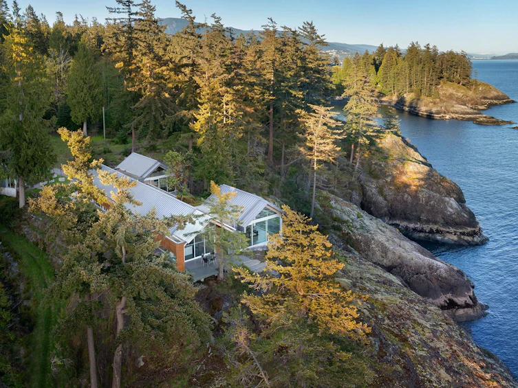931 Ocean Park Lane, Bowen Island, BC, V0N 1G2 - 13