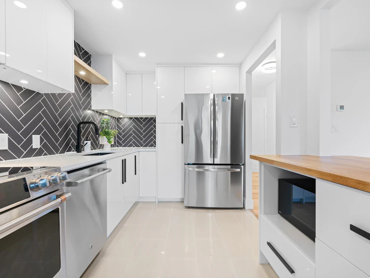 417-518 Moberly Road, Vancouver, BC, V5Z 4G3 - 2