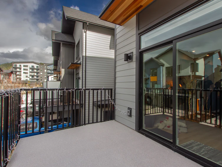 38070 Helm Way, Squamish, BC, V8B 1E6 - 15