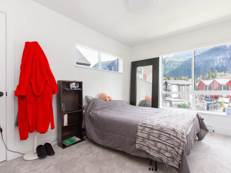 38070 Helm Way, Squamish, BC, V8B 1E6 - 8