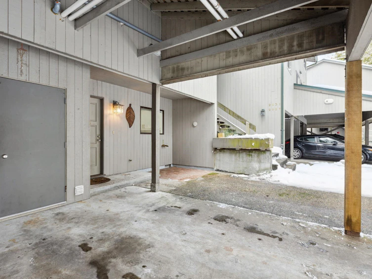 2933 Capilano Road, North Vancouver, BC, V7R 4H4 - 23