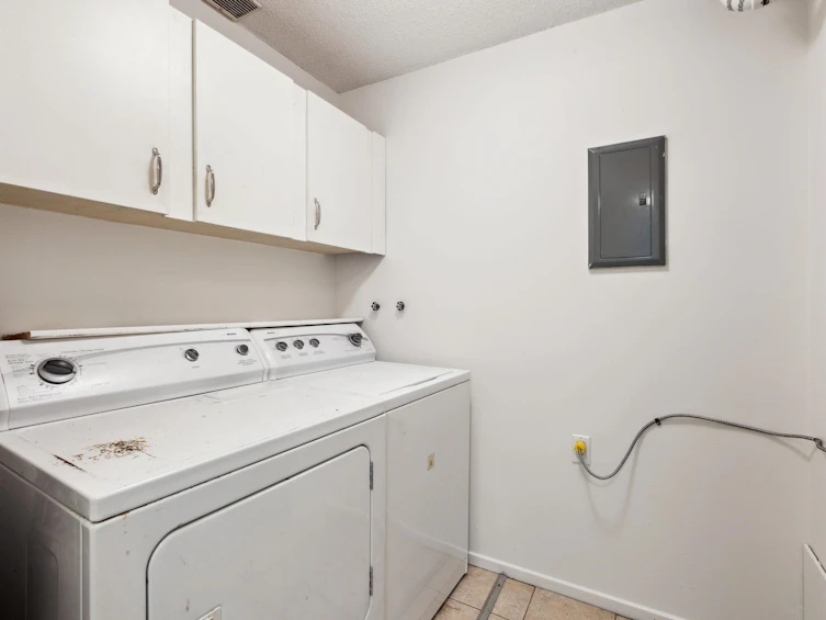 2933 Capilano Road, North Vancouver, BC, V7R 4H4 - 22