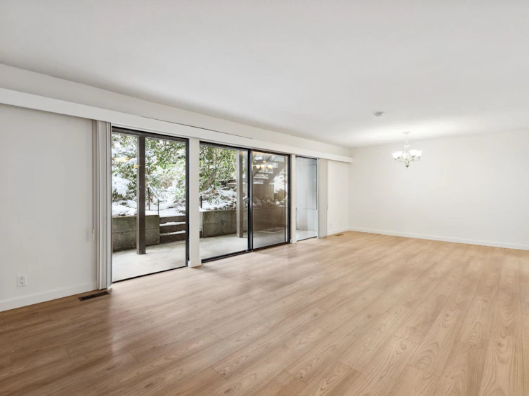 2933 Capilano Road, North Vancouver, BC, V7R 4H4 - 4