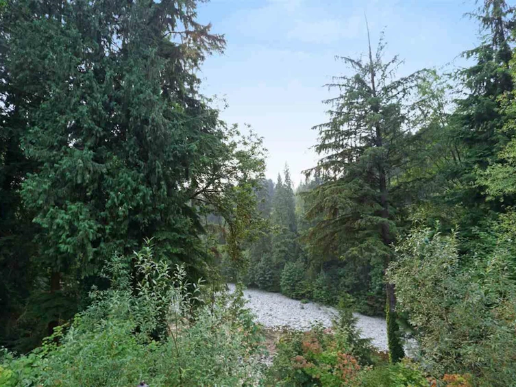 2933 Capilano Road, North Vancouver, BC, V7R 4H4 - 26