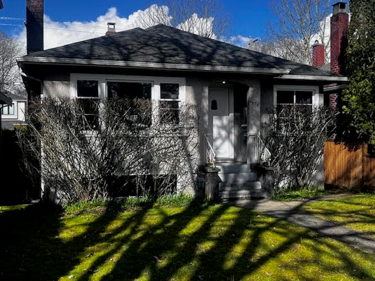 4073 W 16th Avenue, Vancouver, BC, V6R 3E2